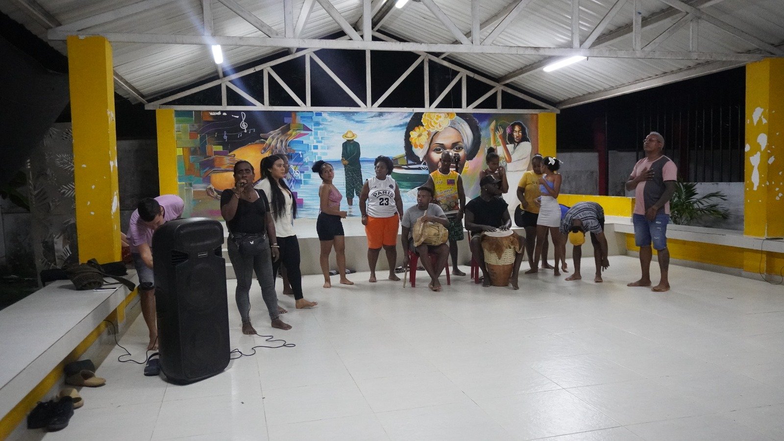 Pearls of silky soft white cotton, bubble up under vibrant lighting